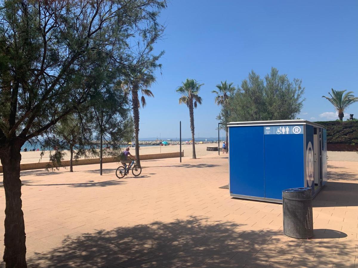 דירות Roses Holiday Center מראה חיצוני תמונה