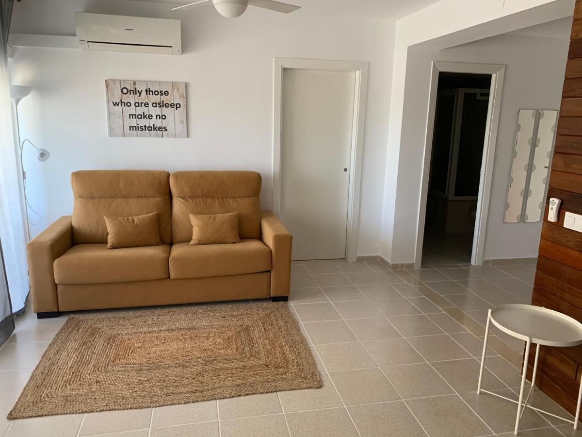 דירות Roses Holiday Center מראה חיצוני תמונה